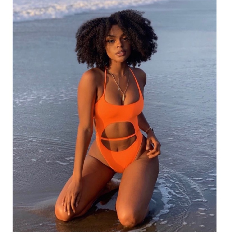 *Orange Bathing Suit🧡 - Picture 3 of 4
